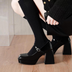 S&uuml;gis 2024 uued naiste kingad Mary Jane kingad Ameerika k&otilde;rged kontsad retro mustad v&auml;ikesed nahkkingad naiste paksu kontsaga veekindel platvorm 35