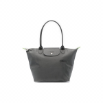 Longchamp Le Pliage Green 28 &Uuml;hev&auml;rviline Kl&otilde;ps-t&otilde;mblukuga Sulgemine L&otilde;uendikott Pelmeenikott Taaskasutatud L&otilde;uendist Tassima &Otilde;lakott Keskmine Naiste kotid 2605919P66 Basic Set (Bag)