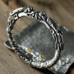 Moekas K&otilde;rge Ujuv Kahe Draakoni Pea Retro Avatav Domineeriv Draakoni K&auml;ev&otilde;ru Moekas one size(17-20cm) h&otilde;be