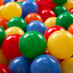 KiddyMoon pehmest plastikust m&auml;ngupallid lastele 1200 palli/6cm-2.36in v&auml;rvilised made in eu, kollane/roheline/sinine/punane/oranž 1200 Balls/6cm-2.36in