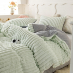 Karusnaha klassi j&auml;nku ka&scaron;miiri piimakiust neljaosaline komplekt talveks paksuks termovoodipesuks 1.2m bed sheet