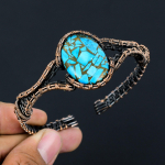 Vaskv&uuml;rki v&auml;&auml;riskivi k&auml;sitsi valmistatud vasktraadist m&auml;hisega ehted reguleeritav mansett pulmakingiks Adjustable sinine