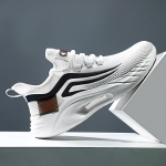 Kingad meeste Tossud Meeste vabaaja Meeste Kingad tennised Luksuslikud kingad Treener Race Hingavad jalan&otilde;ud mood jooksujalatsid Meeste jalan&otilde;ud 39