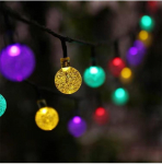 P&auml;ikesepaneelidega v&auml;lisvalgustid 100 LED-iga 40 jala mitmev&auml;rvilised kristallgloobuse valgustid 8 valgustusrežiimiga, veekindlad p&auml;ikeseenergial t&ouml;&ouml;tavad terrassivalgustid