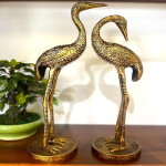 2 metallluige paari Saras Flamingo Kure Armastuslinnud N&auml;idiseksemplar Kuju Dekoratiivne riiulile konsoollauale kappi vitriini jaoks joonistustuppa magamistuppa elutuppa beige