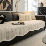 Premium Feeling diivanipadi s&uuml;gis-talvine sirge rea &uuml;hes t&uuml;kis libisemiskindla kujuga padi 70 x 70cm pruun