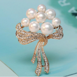 K&otilde;rgekvaliteediline pross Naiste r&otilde;ivad Aksessuaarid Mood Teemantidega kaetud p&auml;rlipross Temperament Mitmek&uuml;lgne lillepross kuld