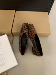 Prantsuse retro seemisnahast ruudukujulise ninaga madala suuga &uuml;hed kingad naiste kingad 2024 uus s&uuml;gis temperamentne t&ouml;&ouml;le k&auml;imiseks madalate kontsadega 35 leopard