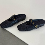 Moodsad Jalan&otilde;ud Naistele 2025 Uued Closed Toe Naiste Sussid Moodsad &Otilde;ues Metallist Kaunistus Kleidi Parim M&uuml;&uuml;ja Naiste Sandaalid Zapatos 35