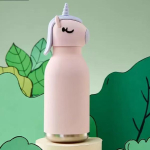 &Uuml;kssarviku koomiksiga roostevabast terasest isoleeritud veepudel lastele 450ml white