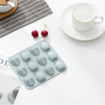 12 Isegi maasika-ananassi silikoon-j&auml;&auml;kuubikuvorm &scaron;okolaadivorm kommi-suupistek&uuml;psetusvorm sinine