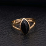 Must on&uuml;ks v&auml;&auml;riskiviga s&otilde;rmus, 925 sterlingh&otilde;be, kollase kulla s&otilde;rmus, markiis-l&otilde;ikega s&otilde;rmus, kabo&scaron;on-l&otilde;ikega s&otilde;rmus, kingitus talle, statement-s&otilde;rmus, raamiga s&otilde;rmus 6.5