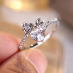 Minimalistlikud s&uuml;damekujulised valge kuupmeetri tsirkooniumoksiidist LOVE kirjaga s&otilde;rmused naiste pruutidele abielus&otilde;rmused s&otilde;brap&auml;eva ehted kingitused 6