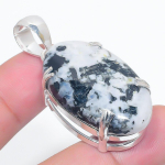 Natural Rainbow Moonstone Gemstone 925 Sterling Silver Pendant 1.89 e4b06