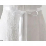 Kristallkividest pulmav&ouml;&ouml; Luksuslikud pruudirihmad, valge elevandiluu &scaron;ampanjapael naistele &otilde;htukleit pruudi ehted