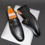 Meeste klassikalised Oxfordi &auml;rikorterid vabaaja nahast kingad S&otilde;idup&uuml;ksid pulmakingad Itaalia stiilis mokassiinid 42 must