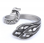 Populaarsed aksessuaarid, isikup&auml;rased trendibr&auml;ndid, loomasarjad, paabulinnukujulised meeste ja naiste s&otilde;rmused No. 6