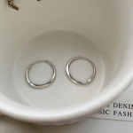 Mobius K&otilde;rvar&otilde;ngad Naistele Lihtsad Ebakorrap&auml;rased Keerutatud K&otilde;rvar&otilde;ngad Temperament ja K&uuml;lm Stiil Disain