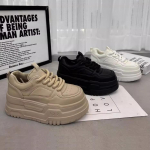 Naiste s&uuml;gis uued platvorm vabaaja tossud sisemise k&otilde;rguse suurendusega mustad isa kingad 40 must