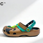 Crocs Classic SCOOBY Lastejalatsid Unisex Sussid 36-37(M4W6) kohv
