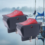 2 tk plastikust vajutusnupp sisse-v&auml;lja ruudukujulised klahvl&uuml;litid, l&uuml;litid vahelduvvoolu 250V 20A