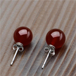 Kaltsedoonk&otilde;rvar&otilde;ngad, emased, vasega kaetud punased, mustad rohelised ahhaat, kalliskivid, kristallk&otilde;rvaehted