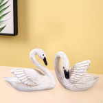 2 vaigust skulptuuri, paari luige kujukesed s&uuml;nnip&auml;evakingitus maja armastuse ornament kujud linnud Style A