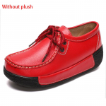 Ehtsast nahast naiste platvormtossud, n&ouml;&ouml;riga, lamedad, mustad valged kiiksuga kingad, madalad naiste vabaajajalatsid, k&otilde;rgust suurendavad 37 punane