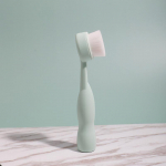 ABS n&auml;opuhastushari s&uuml;gavpuhastav mustpeade pooride kooriv n&auml;omassaažihari kaasaskantavad n&auml;onahapesuvahendid