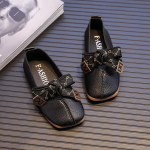 T&uuml;drukute kingad s&uuml;giseks, uued v&auml;ikese t&uuml;druku Mary Jane &uuml;heosalised kingad lipsuga, printsessikingad t&uuml;drukutele lastele, herneskingad 23