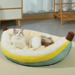 Kassi voodi siseruumides asuvatele kassidele Banaanitr&uuml;ki masinas pestav mugav kassipoja kutsikapadi S