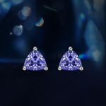 Tanzanite Stud K&otilde;rvar&otilde;ngad Ehted Naiste h&otilde;bedased kolmnurkk&otilde;rvar&otilde;ngad lilla