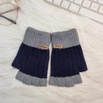 Meeste talvised soojad kootud villased s&otilde;rmikud kirjutamiseks ja rattas&otilde;iduks MAN logo must