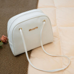 Suure mahutavusega naiste &otilde;lakott L&auml;bipaistev Armas Ilus Naiste Kott Mitmek&uuml;lgne Messenger-kott valge