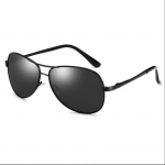 Ovaalsed retseptiga p&auml;ikeseprillid meestele polariseeritud miinusl&auml;&auml;tsed lennunduspiloodi p&auml;ikeseprillid meestele 0 -0.5 -0.75 -1.0 -1.25 kuni -6.0 Myopia -1.5