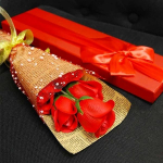 Kimbukarbis 5 seebiroosi Valentine&rsquo;s Bouquet