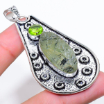 Natural Prehnite, Peridot Gemstone 925 Sterling Silver Pendant 2.76 u7c34