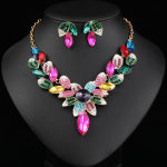 Naiste lilledega kaelakee k&otilde;rvar&otilde;ngaste ehete komplektid pulmade pulmatarvikud &scaron;ampanjav&auml;rvi