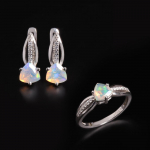 Haruldane oktoober Birthstone Naturaalne opaal S&otilde;rmus K&otilde;rvar&otilde;ngad Ehtekomplekt 925 h&otilde;bedane naistele ja t&uuml;drukutele s&uuml;nnip&auml;eva ja banketi kingituseks US RING SIZE:6# valge