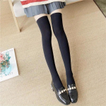&Uuml;hev&auml;rvilised sukad Seksikad mustvalged pikad sukad &uuml;le s&auml;&auml;re sokid Lolita JK Cosplay sokid Naiste sukkp&uuml;ksid reie sokid