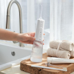 OA Pure Feel Water kaasaskantav juhtmevaba suuniisutusseade Pure Fill Water O0051