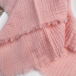 Puuvillane kangas pehme 100% puuvillane &uuml;hev&auml;rviline topelt marli DIY k&auml;sit&ouml;&ouml; &otilde;mblusmaterjal kleit r&auml;tik voodipesukomplektid marli laudlina kangas 135x500CM roosa