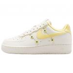 Nike Air Force 1 07 LX Mugavad Pehmed Hingavad Tossud Naiste tossud Valge Kollane IW2348170 38