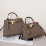 Uusim kvaliteetne teise p&otilde;lvkonna peopesaga mustriga loomanahast naiste k&auml;ekott, &otilde;lakott, klassikalises stiilis 25x18x10cm tumehall v&auml;rv