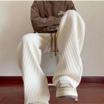 Meeste velvetist p&uuml;ksid, sirged, lahtised p&uuml;ksid, spordip&uuml;ksid, s&uuml;gistalv t&auml;navar&otilde;ivad, meeste vabaaja p&uuml;ksid, meeste pikad p&uuml;ksid L