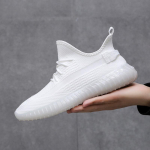 Suvised hingavad uued suure suurusega meeste kingad lendkootud spordikad v&otilde;rkjooksukingad meeste kookosp&auml;hkli trendikingad size 40 women's valge