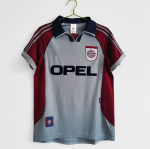 Bayern M&uuml;nchen retro klassikaline jalgpalli l&uuml;hikeste varrukatega topp t&auml;navastiilis vabaaja hip-hop stiilis riided Bundesliga stiil M black