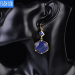 Liialdatud k&otilde;rvar&otilde;ngad Euroopa ja Ameerika Retro Creative Ins Cool Wind Natural Crystal Tuts K&otilde;rvar&otilde;ngad Naised labradorite