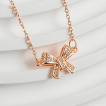 Kummardus ripats Kaelakee Fashion Temperament Kerge Luksuslik Ehted Naistele P&uuml;hadekingitus valge