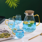 Geomeetriline klaasist kannu ja klaasist tasside komplekt 1800ml/60.87oz joogikann ja 4 tk 350ml/11.84oz veeklaasid kuumakindel teekomplekt kodudekoor ruumidekoor